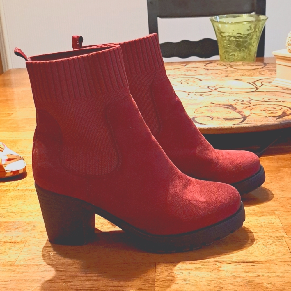 Modresd BURGUNDY SUEDETTE SOCK-EFFECT ANKLE BOOTS WITH HEELS, size 39